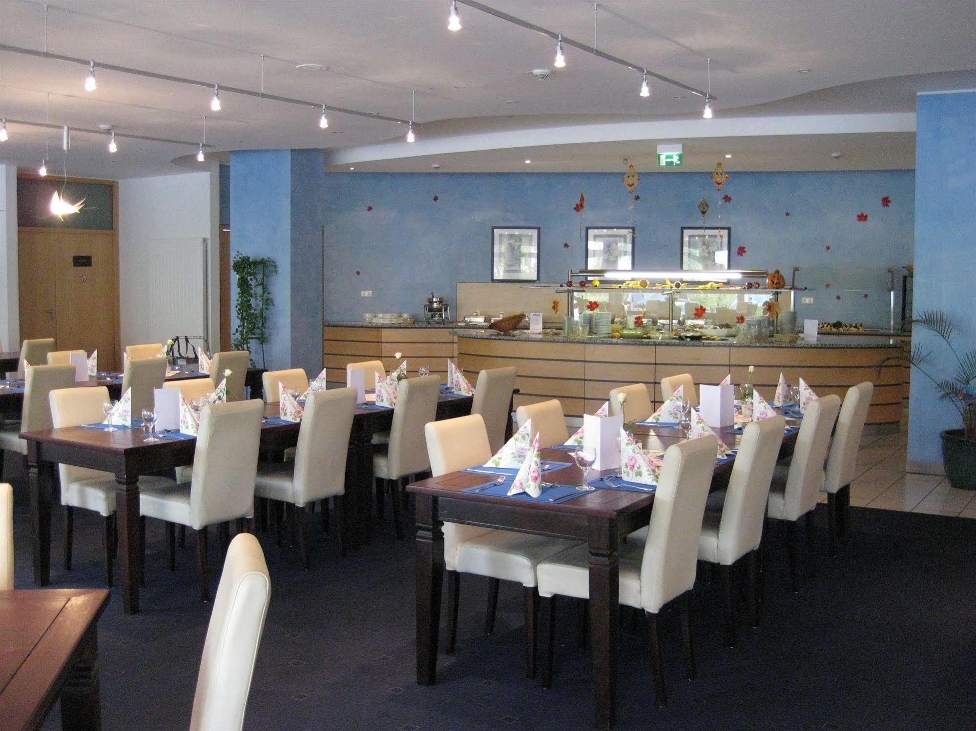 Euro Park Hotel Hennef Хенеф Екстериор снимка