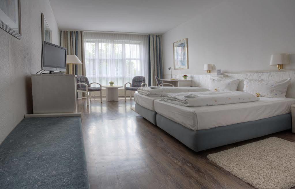 Euro Park Hotel Hennef Хенеф Екстериор снимка